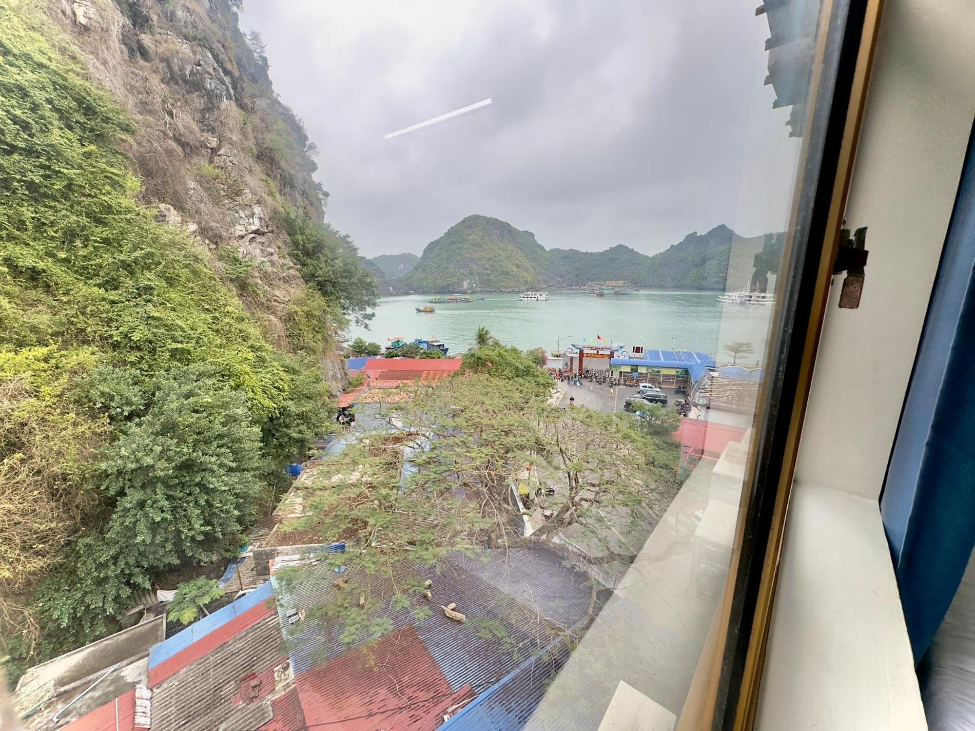 Cat Ba Plaza Hotel Dong Khe Sau ภายนอก รูปภาพ