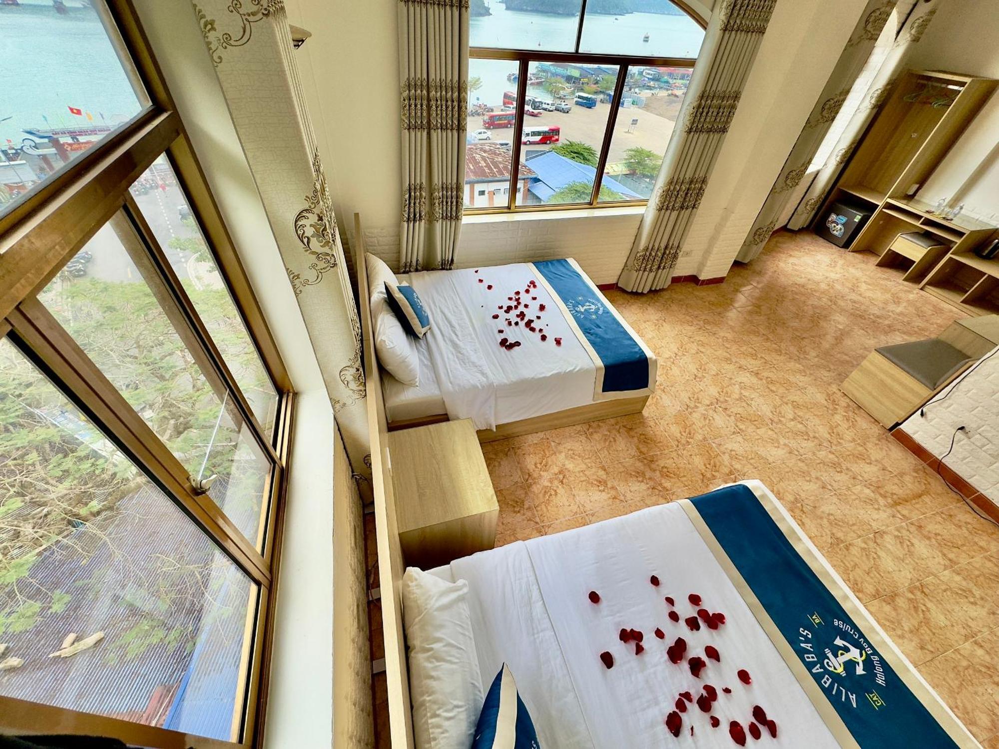 Cat Ba Plaza Hotel Dong Khe Sau ภายนอก รูปภาพ
