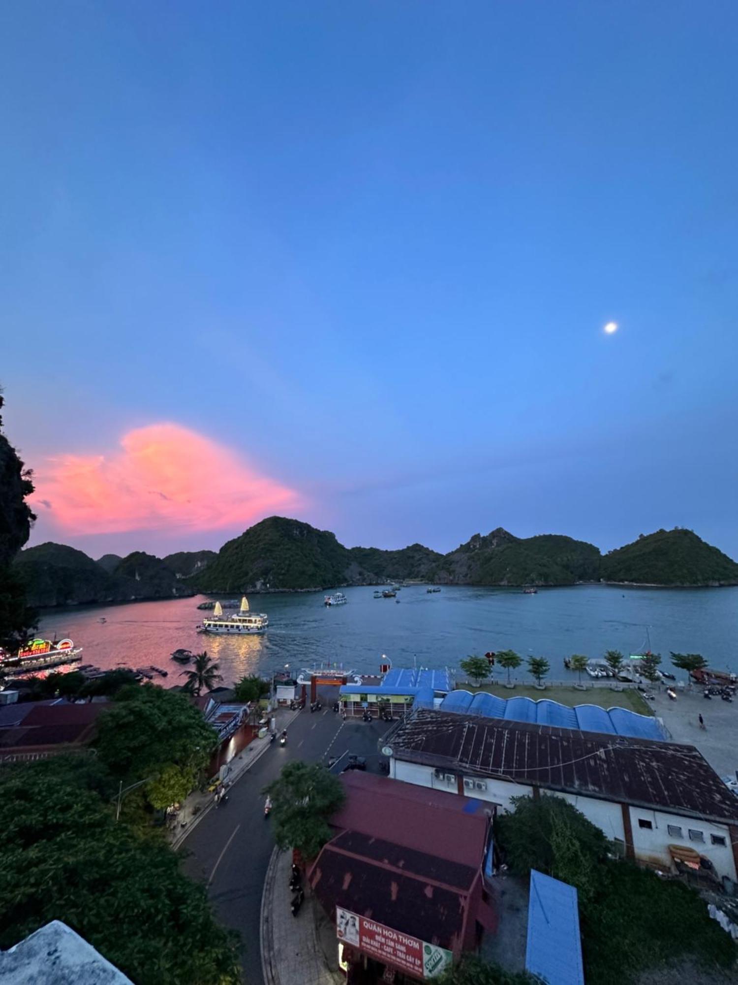 Cat Ba Plaza Hotel Dong Khe Sau ภายนอก รูปภาพ