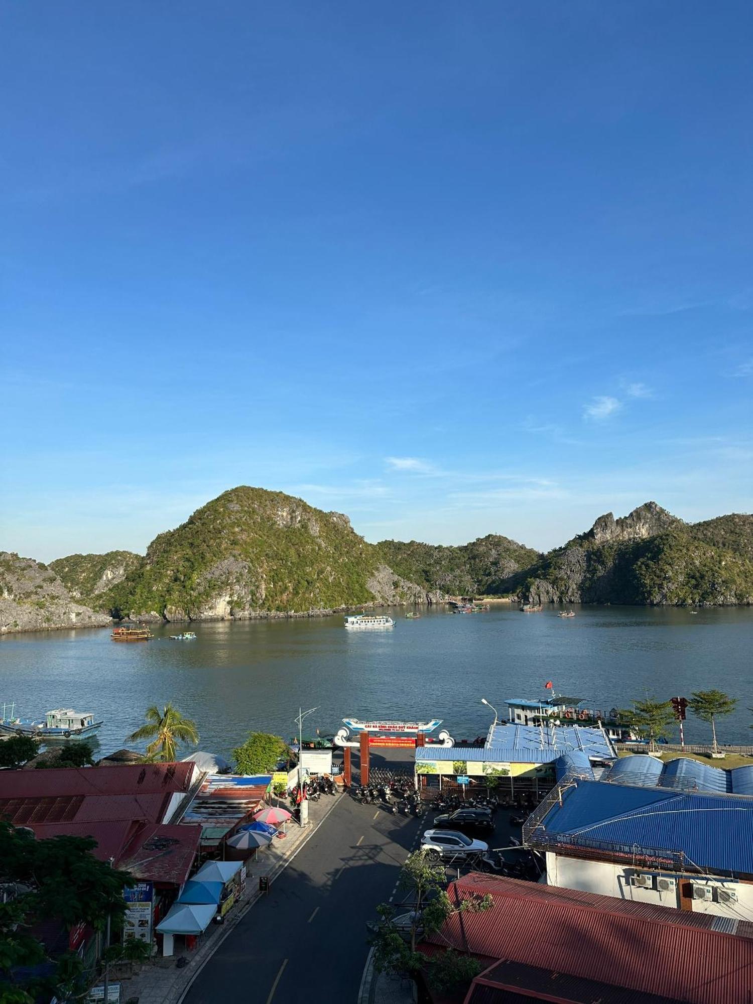 Cat Ba Plaza Hotel Dong Khe Sau ภายนอก รูปภาพ